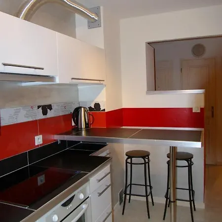 Ressachaux Centre 2 A 3 Pers Calme Vue Jardin Parking *